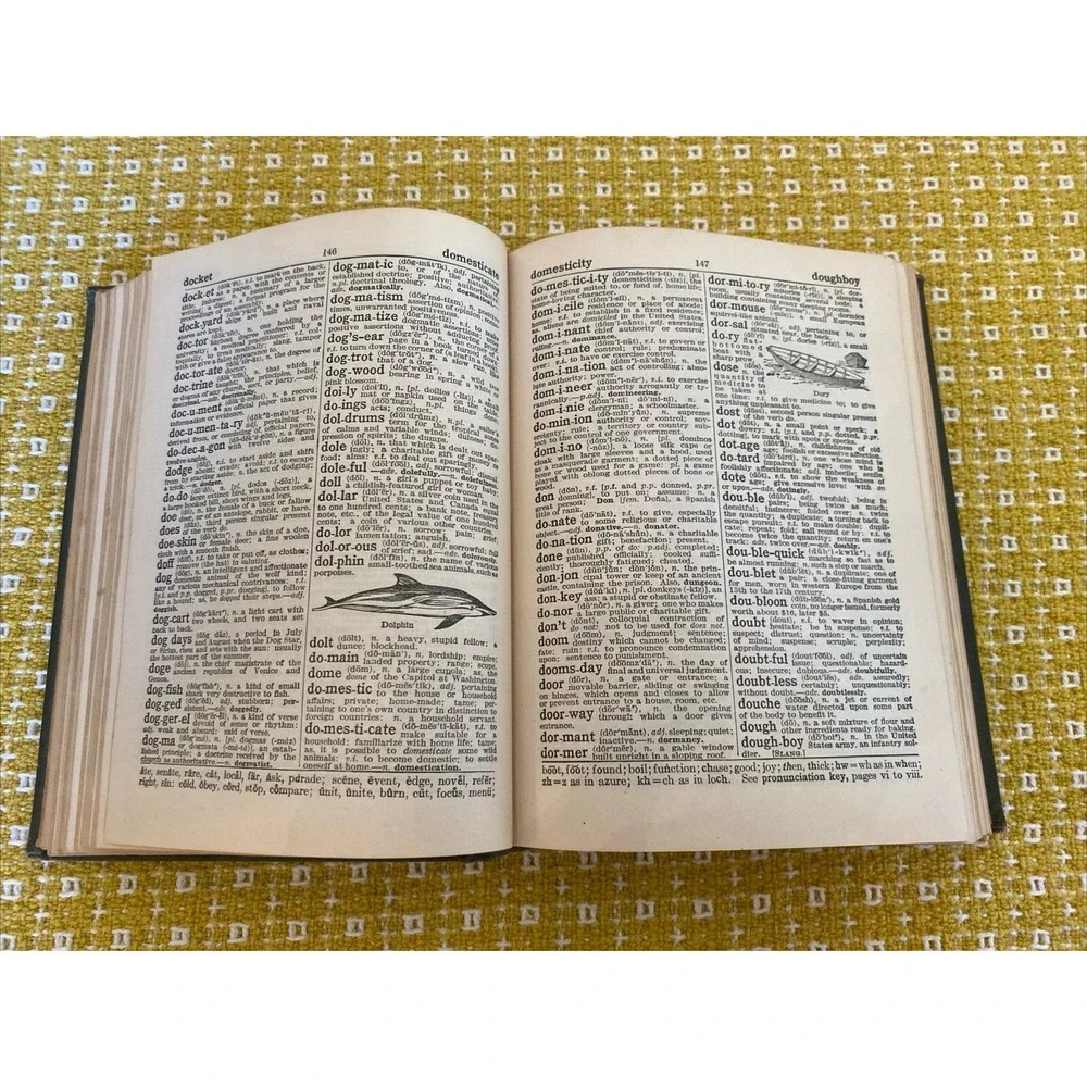 Antique HC The Winston Simplified Dictionary - Primary Edition 1920s‎